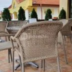 Bor Cukrászda & Kávézó Dabas - Egyéb