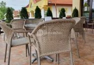 Bor Cukrászda & Kávézó Dabas