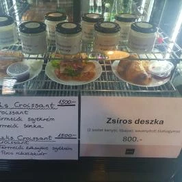 Bor-Piac Nagymaros - Étel/ital