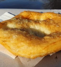 Borostyán Lángosos