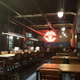 BrewDog Bar Budapest - Belső