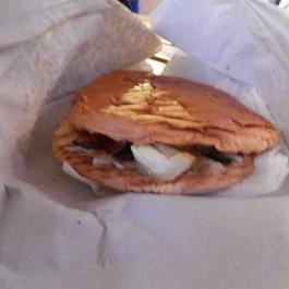 Brooklyn Gyorsbüfé Makó - Étel/ital