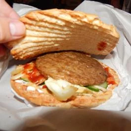 Brooklyn Gyorsbüfé Makó - Étel/ital