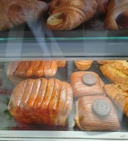 Brucker Pékség - Jókai Mór utca