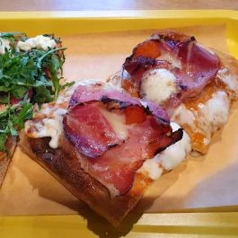 Pizza Brumbrum Világbéke, Eger - Egyéb