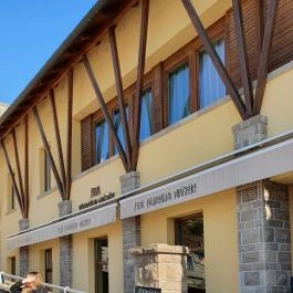 Pizza Brumbrum Világbéke, Eger - Egyéb