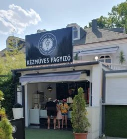 Budapest Várhat Fagyizó