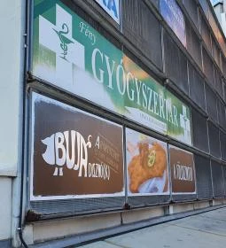 Buja Disznók - Fény utcai Piac