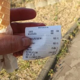 Bundiner Cukrászda, Fót - Egyéb