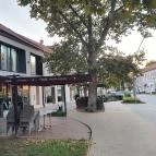 Café Melba Siófok - Külső kép