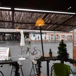 Cafe Memories, Budapest - Egyéb