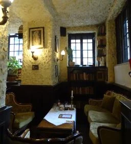 Café Ponyvaregény - Bercsényi utca