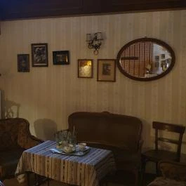 Café Zsivágó, Budapest - Egyéb