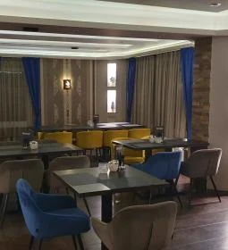 Caffe Mediterrán Grill House