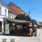 Caramell Café Tapolca - Külső kép