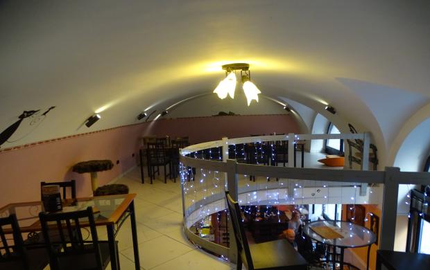 Cat Caf R vay utca Budapest J rt l m r itt Olvass Cat Caf R vay utca Budapest J rt l m r itt Olvass