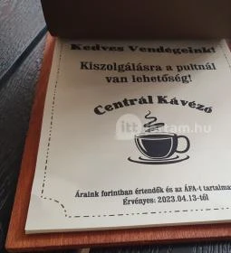 Centrál Kávézó