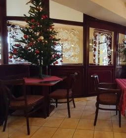 Chicago Étterem-Bowling Pub-Biliárd Szalon