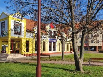 Chicago Étterem-Bowling Pub-Biliárd Szalon Szentes