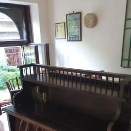 Cintányéros, Budapest - Egyéb