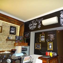 Cirmi Kézműves Gasztrokocsma Szeged - Belső