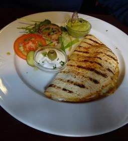 Cirmi Kézműves Gasztrokocsma