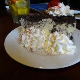 Cirmi Kézműves Gasztrokocsma Szeged - Étel/ital