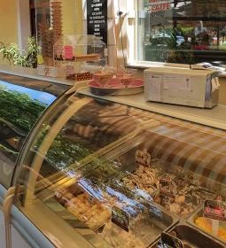 Cool Tour Terasse Fagyizó, Pizzéria, Street Food Étterem