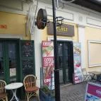 Crust Budapest - Külső kép