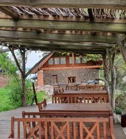 Csendes Dűlő Borterasz