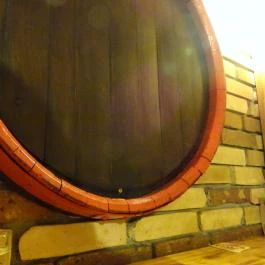 Csengődi Borozó, Budapest - Belső