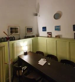 Cserebogár Zamat Bár