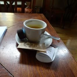 Csészényi Kávézó & Pörkölő, Budapest - Étel/ital