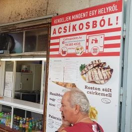 Csíkos Pizzéria Gödöllő - Külső kép