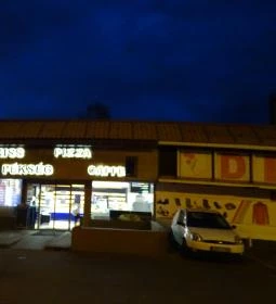 Csillag Pékség, Kávézó & Pizzéria