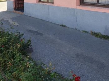 Csobolyó Büfé Pápa