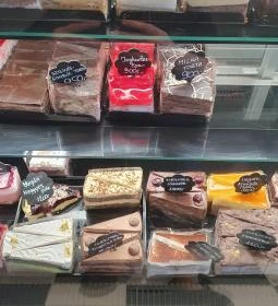 Csoki Praliné Cukrászda