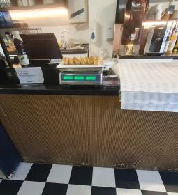 Csoki Praliné Cukrászda