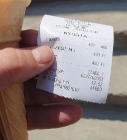 Csokoládé és Vanília Fagylaltozó