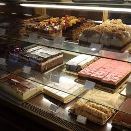 Csuta Cukrászda, Csákvár - Étel/ital