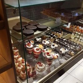 Csuta Cukrászda, Csákvár - Étel/ital