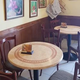 Csuta Cukrászda, Csákvár - Belső