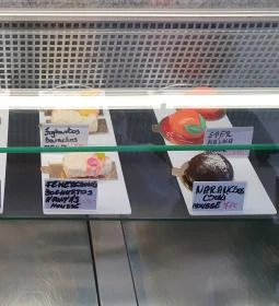 Cukormáz - Cukrászda & Kávézó