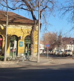 D and D kezműves cukrászda