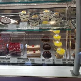 Damniczki Cukrászda és Cukrászműhely Székesfehérvár - Étel/ital