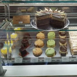 Damniczki Cukrászda és Cukrászműhely Székesfehérvár - Étel/ital