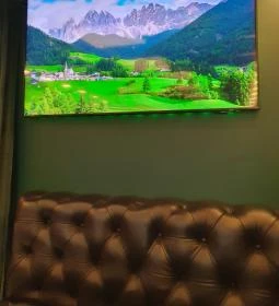 Darling Cafe & Bar