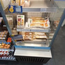 Deli by Shell Törökszentmiklós - Belső