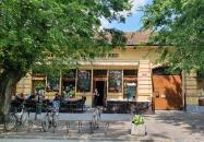 Délibáb Kávézó & Street Food Cegléd