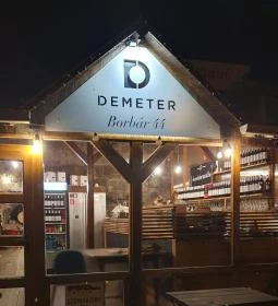 Demeter Borbár 44 Vinoteka
